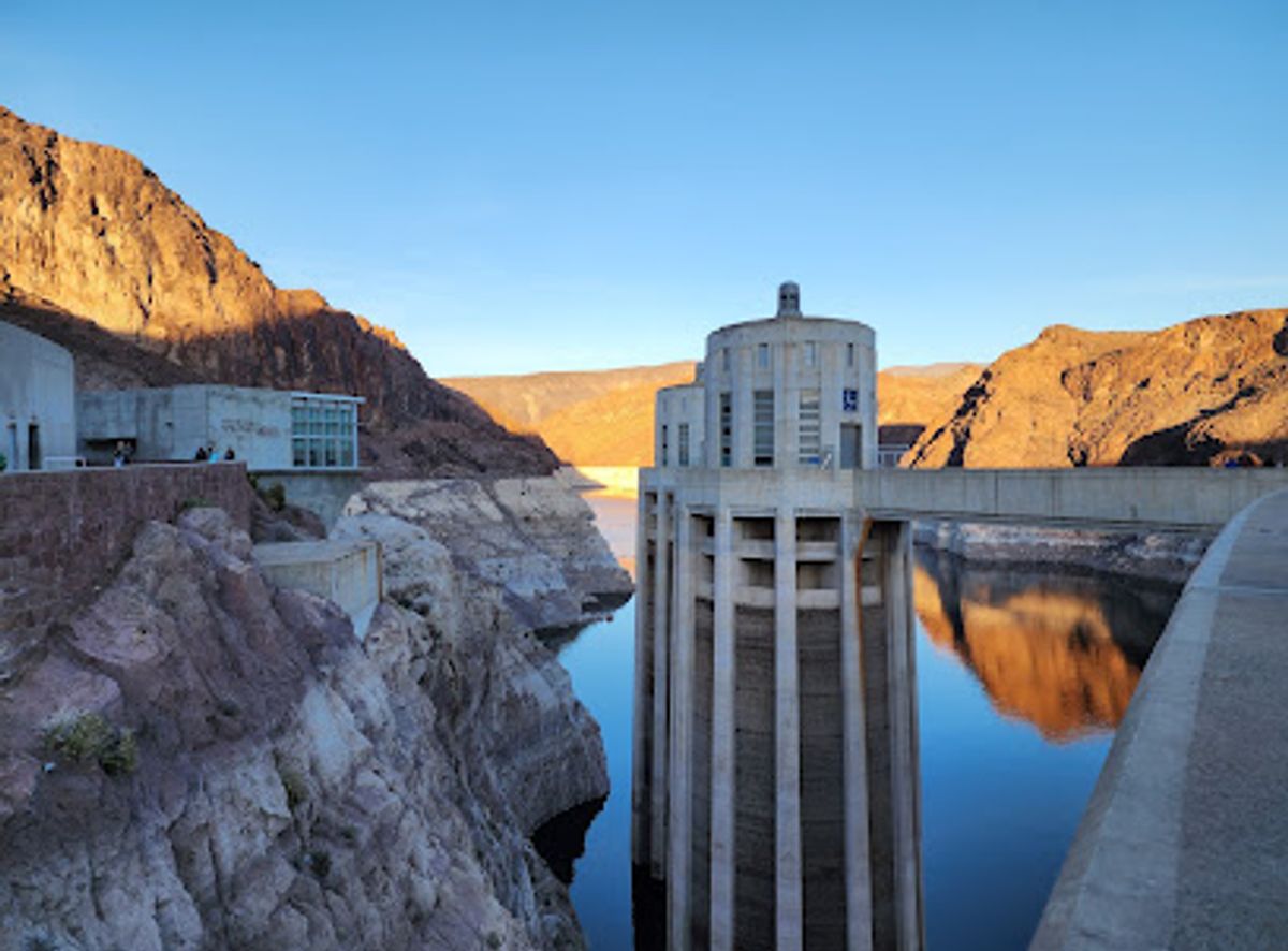 Explore the Hoover Dam Spillway House: A Marvel of Engineering