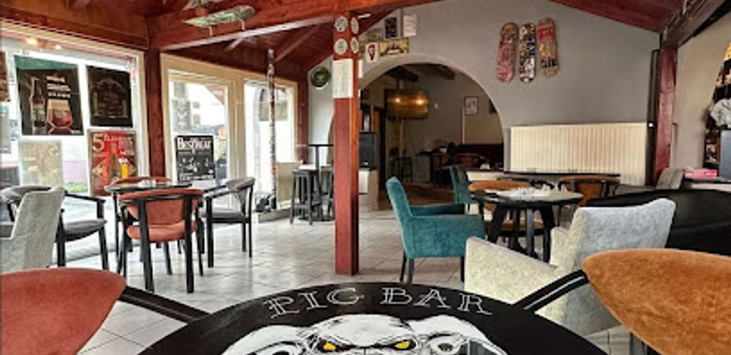 PIG BAR