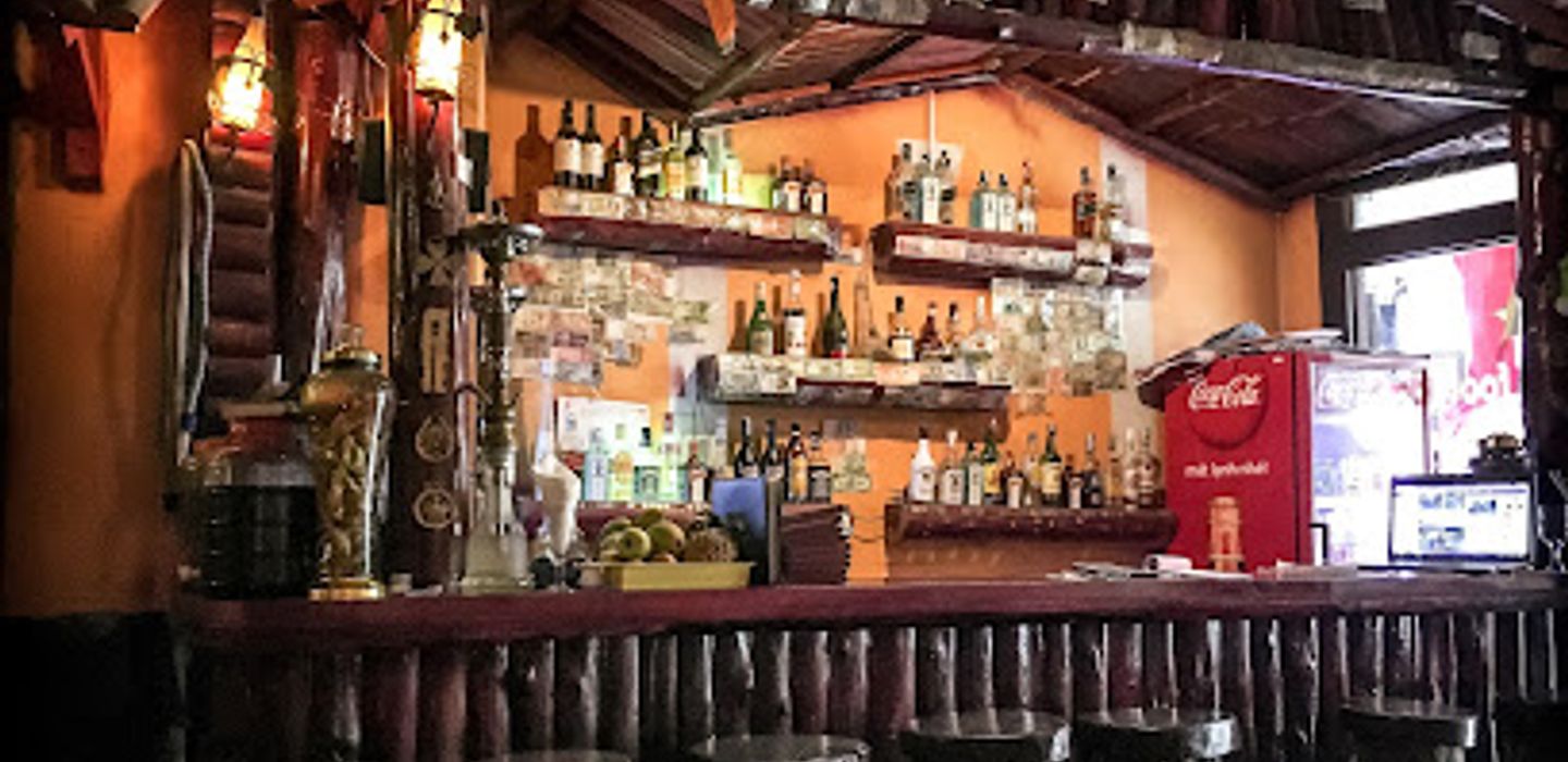 Mountain Bar & Pub