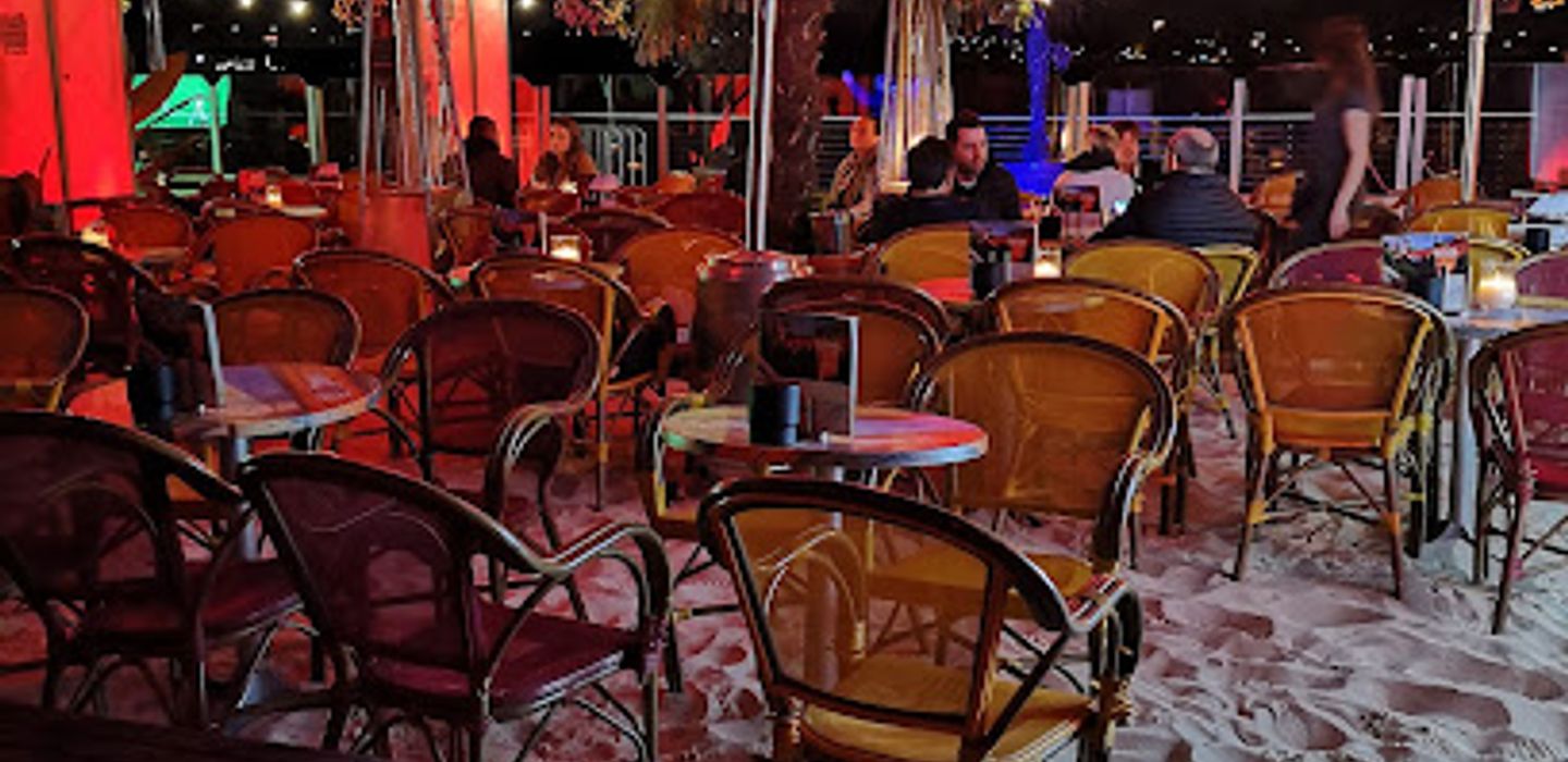 Cocktail Bar 112