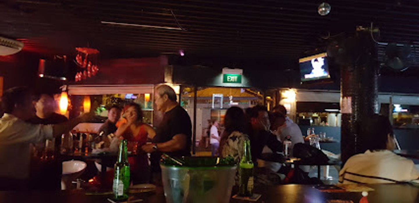 Blueberry Hill Pub & Cafe