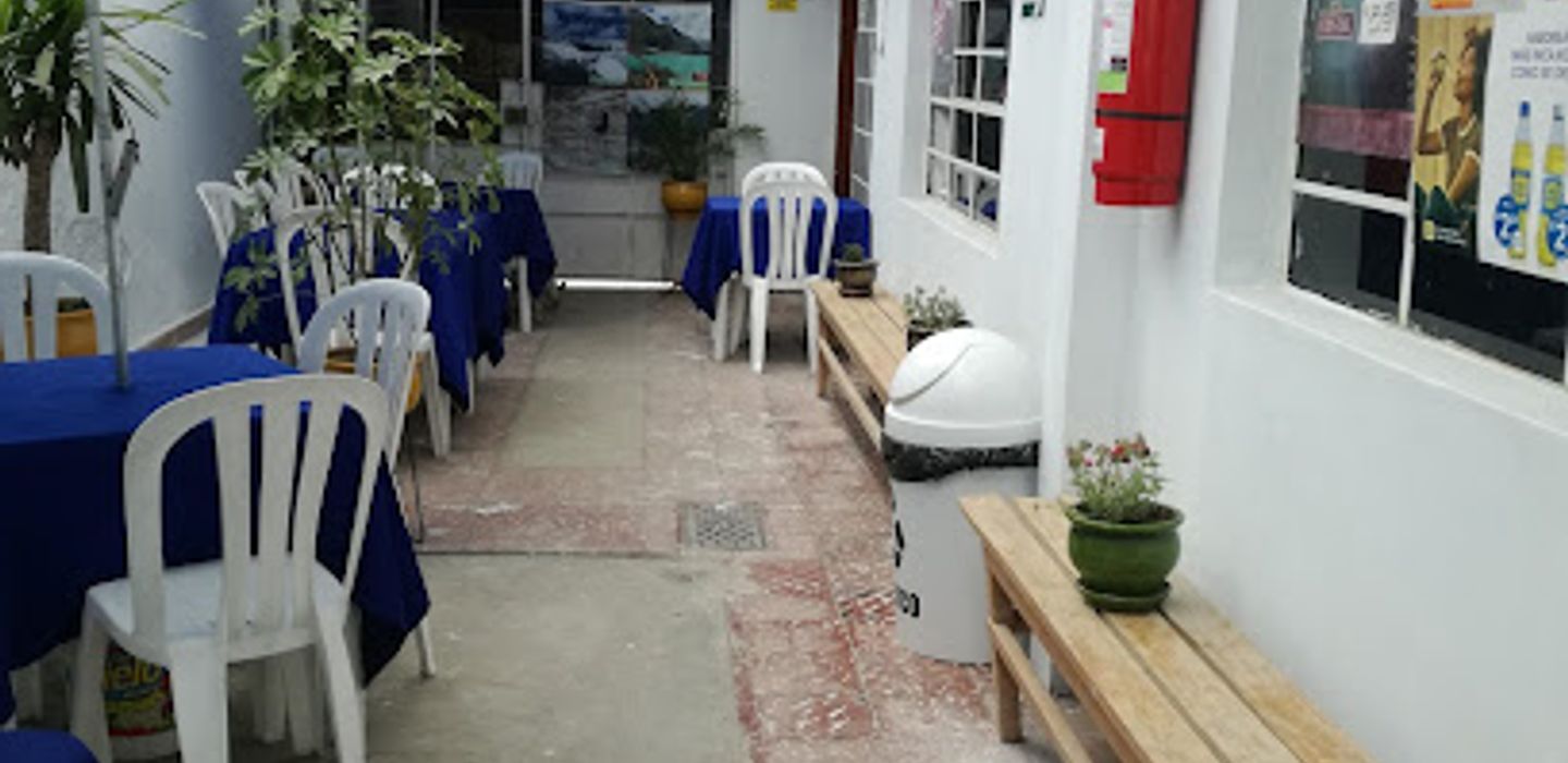PATIO BAR