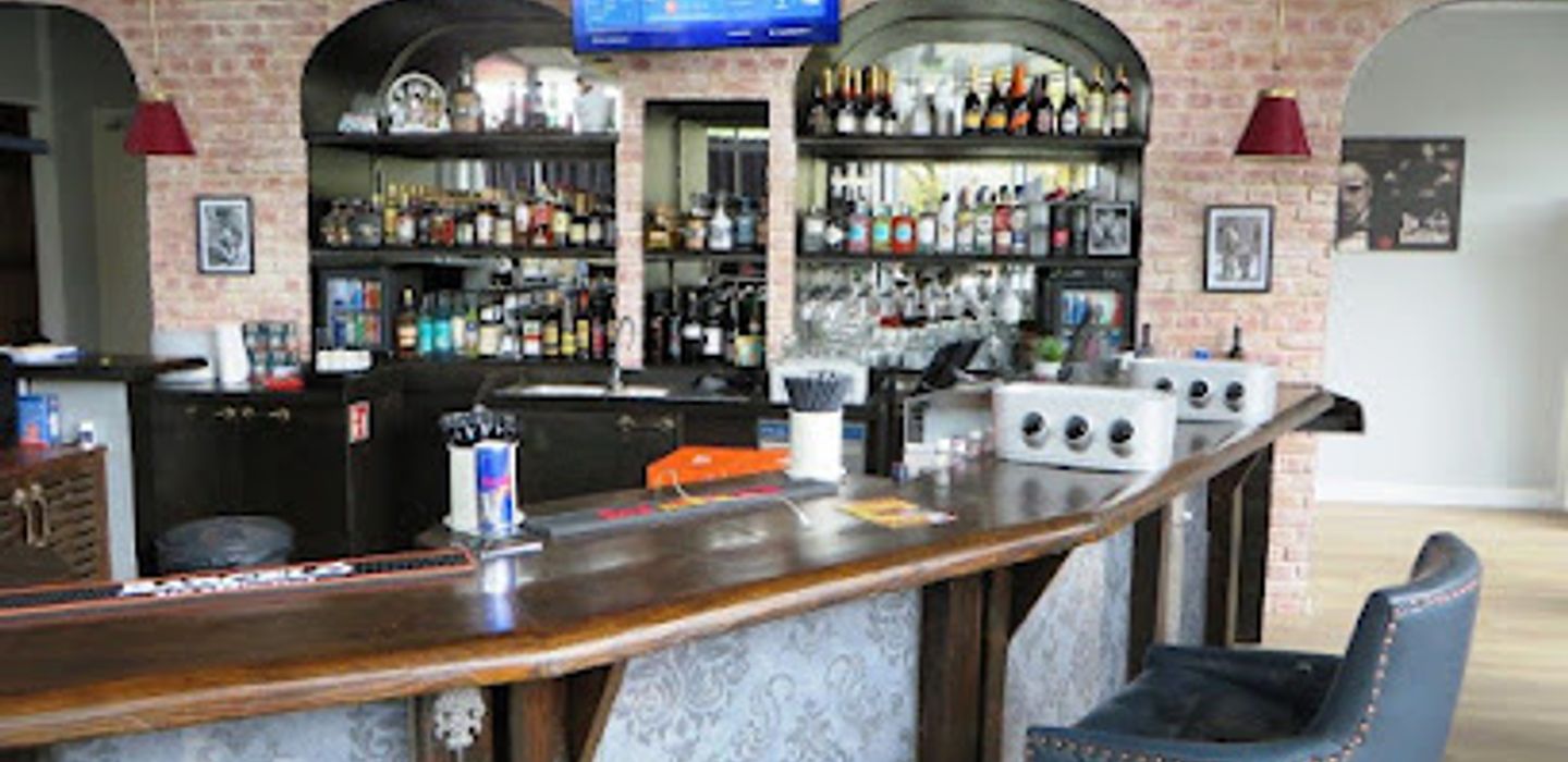 Der Klassiker | Cafe | Bar | Lounge