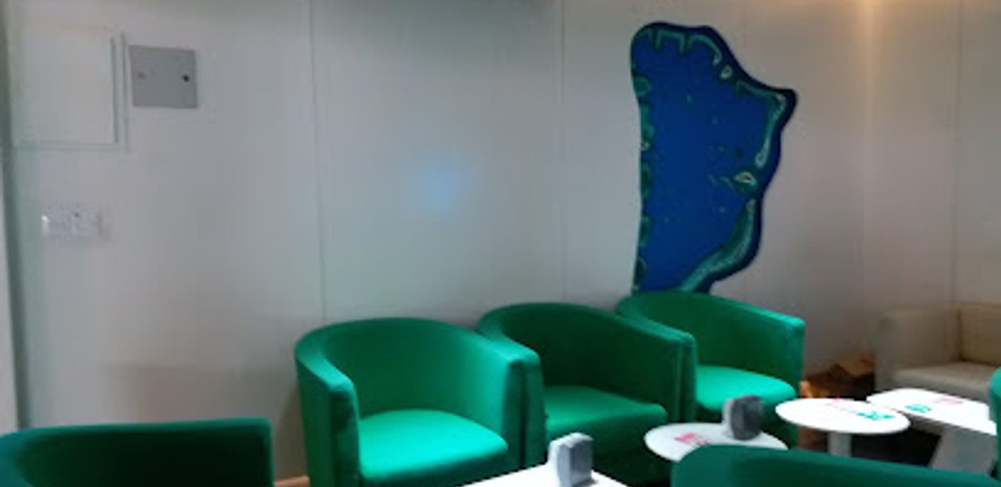 AAA - Lounge