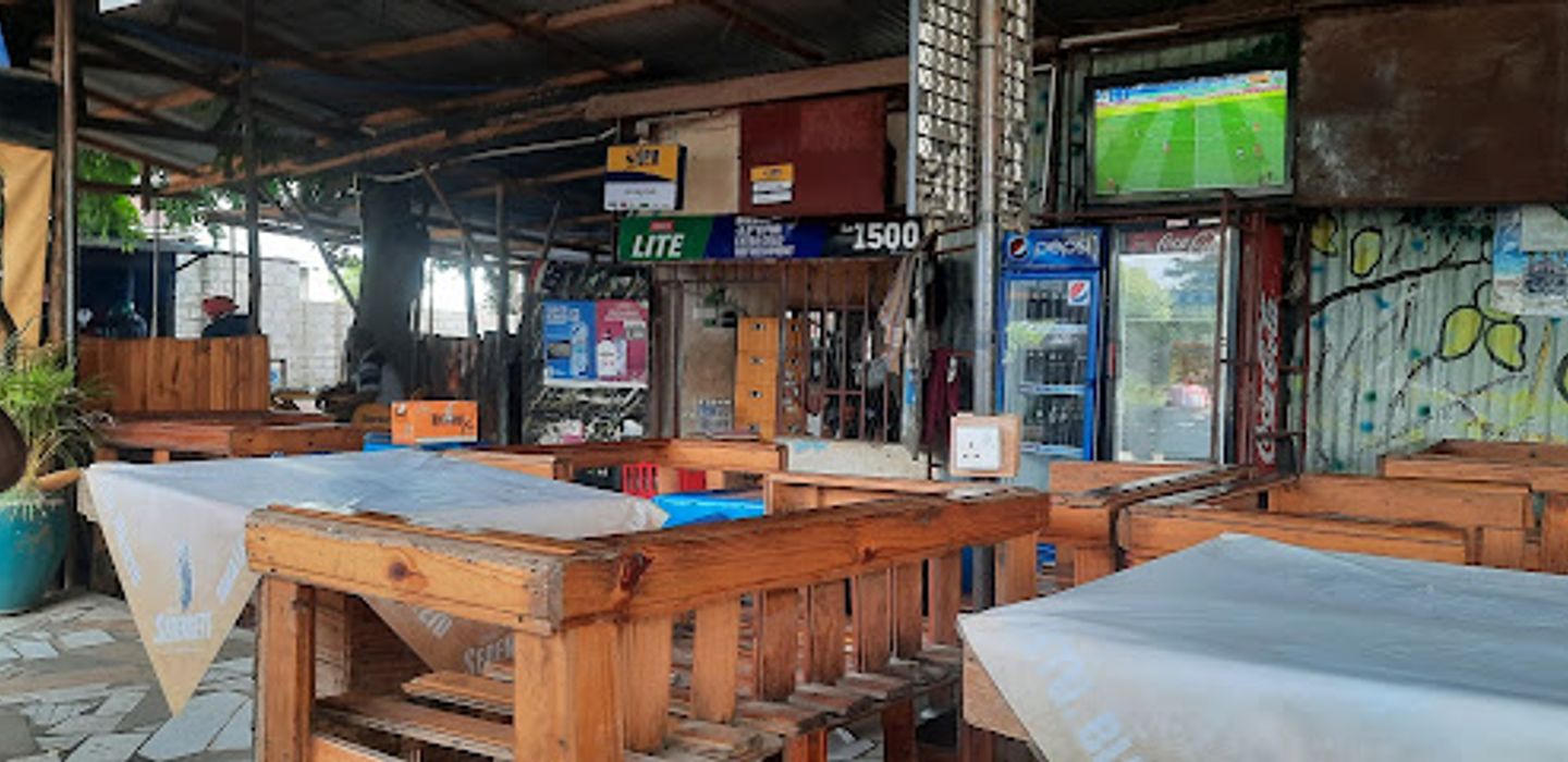Wazee Pub