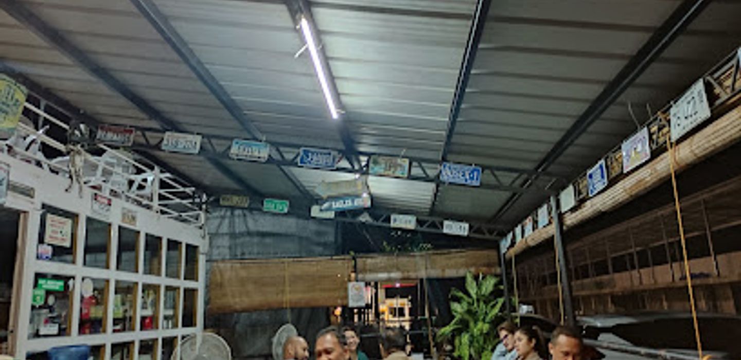 Pit Stop American Style Cafe