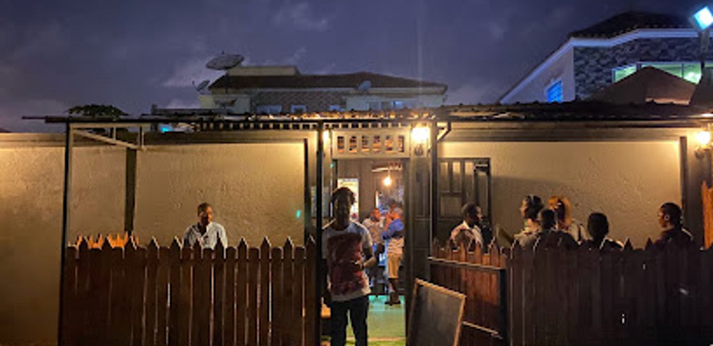Bar Djays
