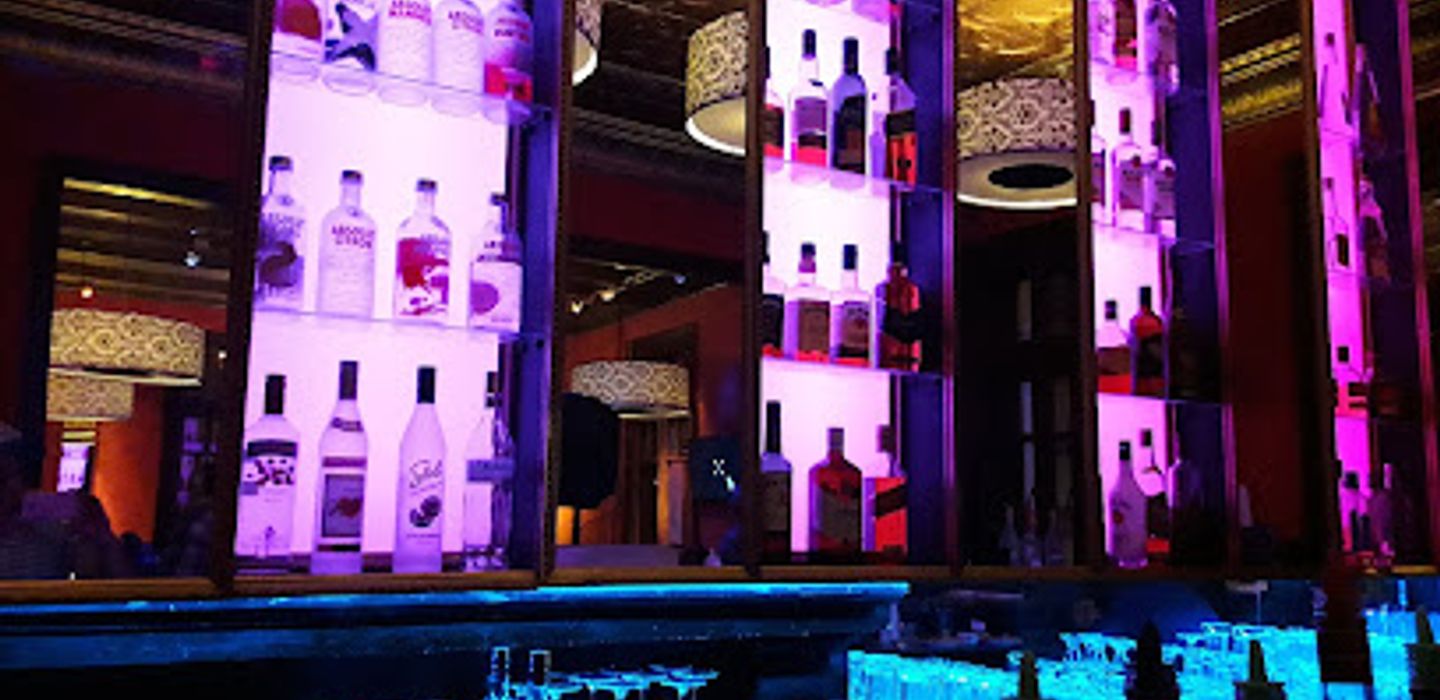 Opera Bar & Grill