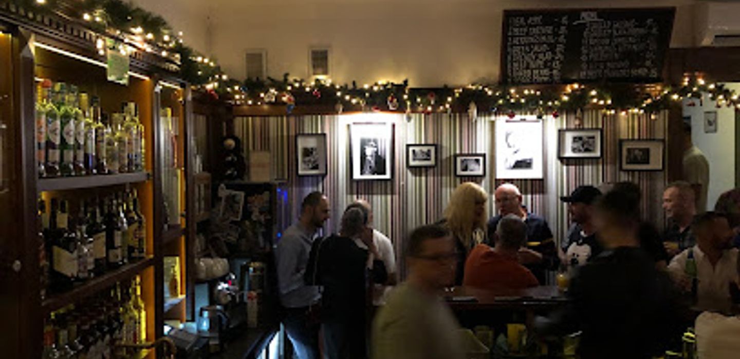 Ramona Bar