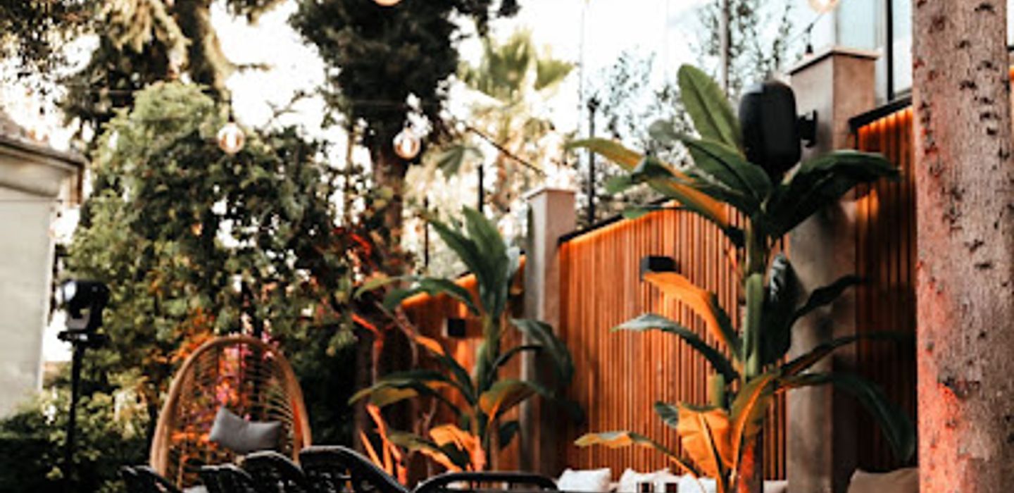 LAMBU Lounge