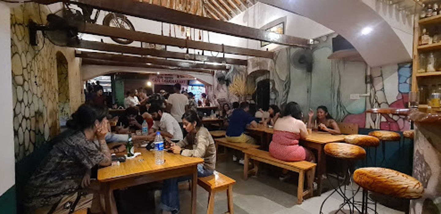 Darlings bar