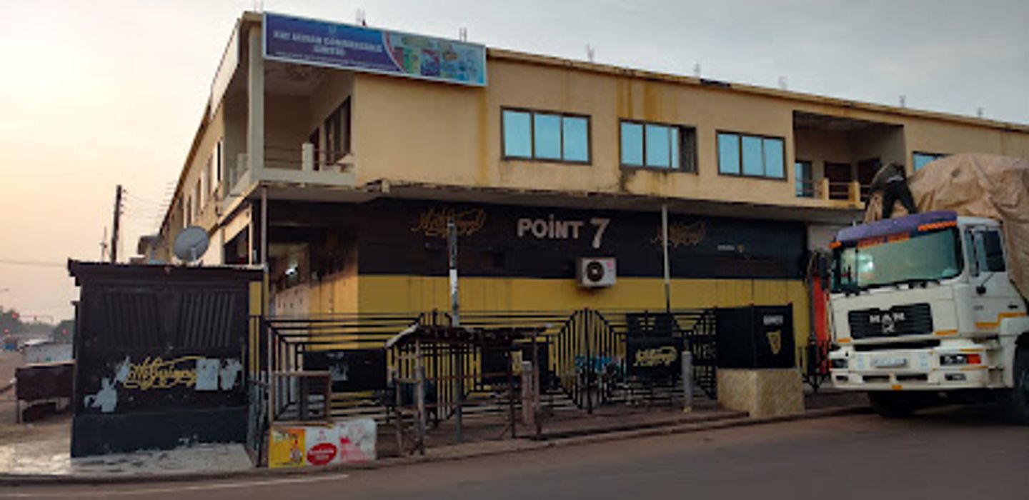 Point Seven Bar