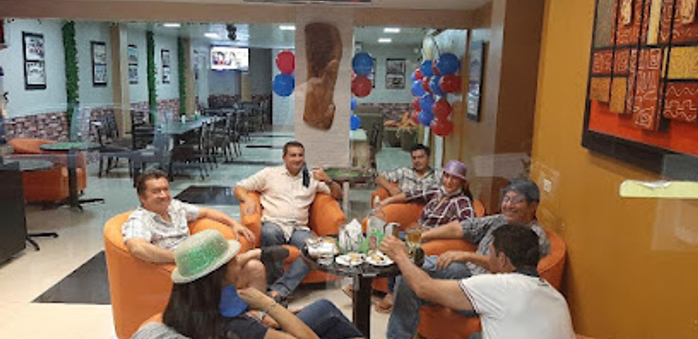 Paulev Lounge