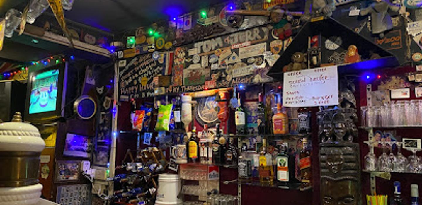 Tom And Jerry Pub