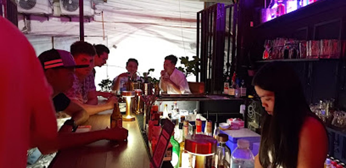 Rewind Cocktail Bar