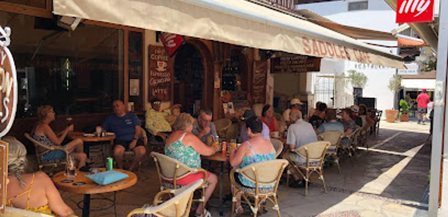 Saddles Café & Bar