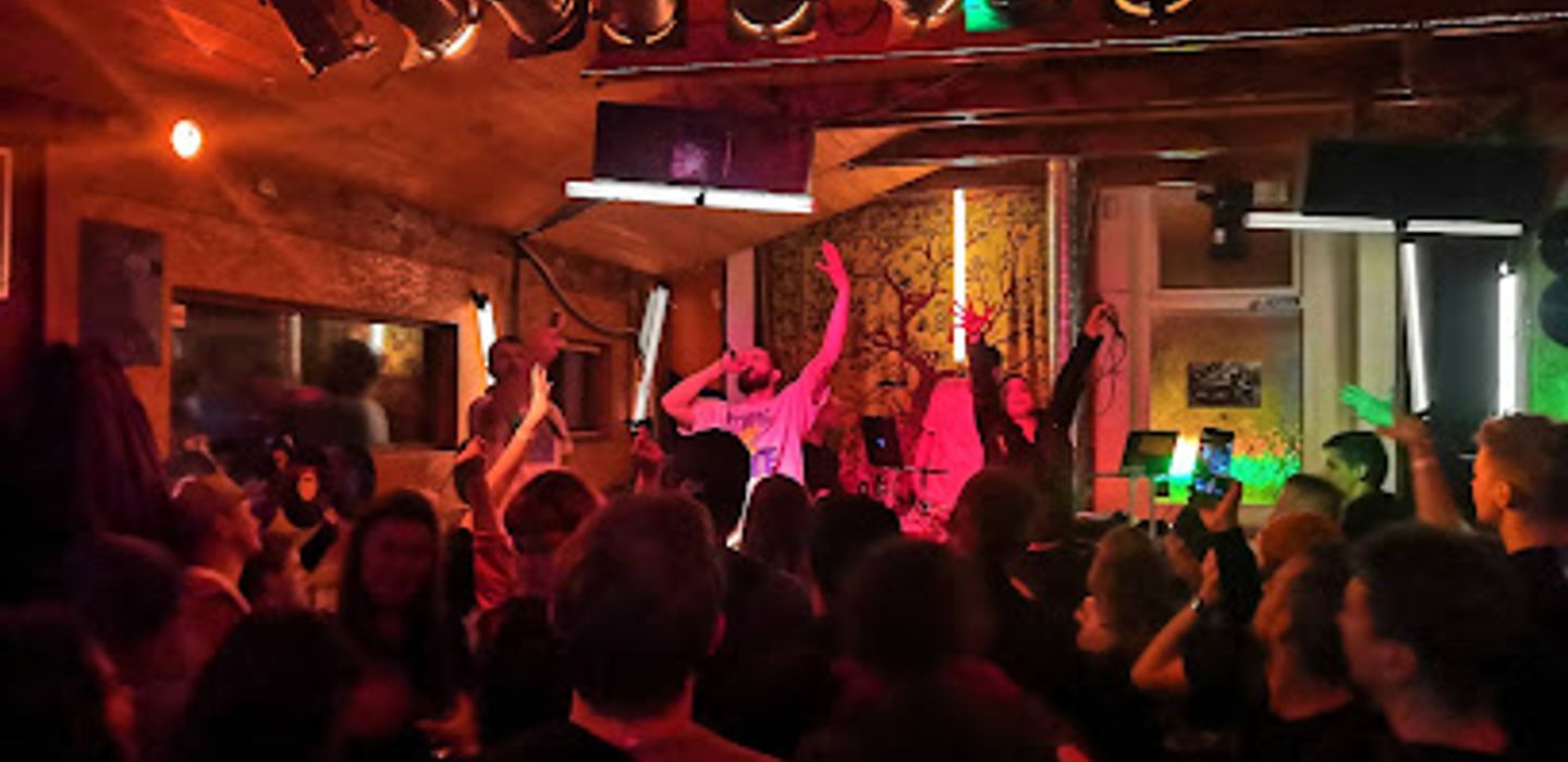 Elephant Bar