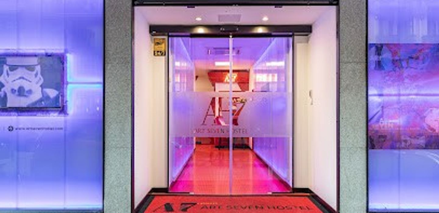 ArtSeven Hostel