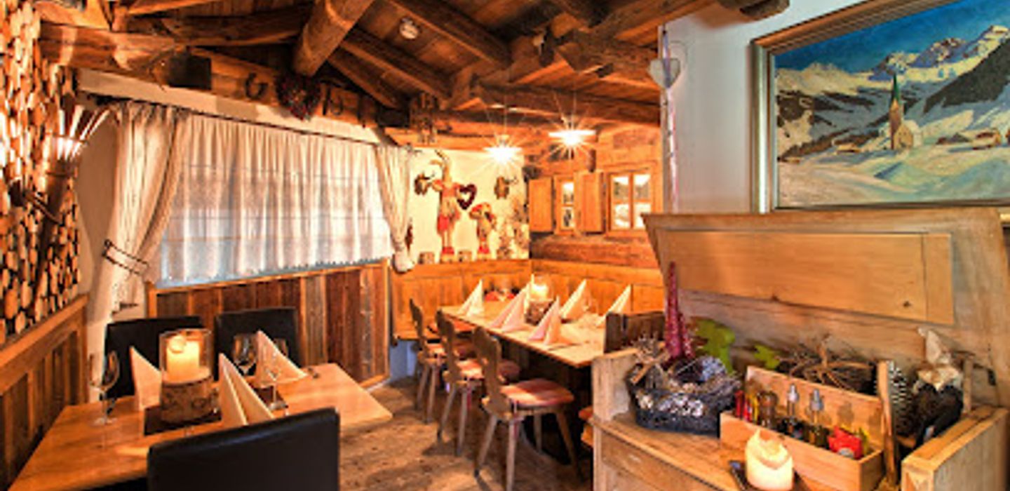 Restaurant Grill-Alm