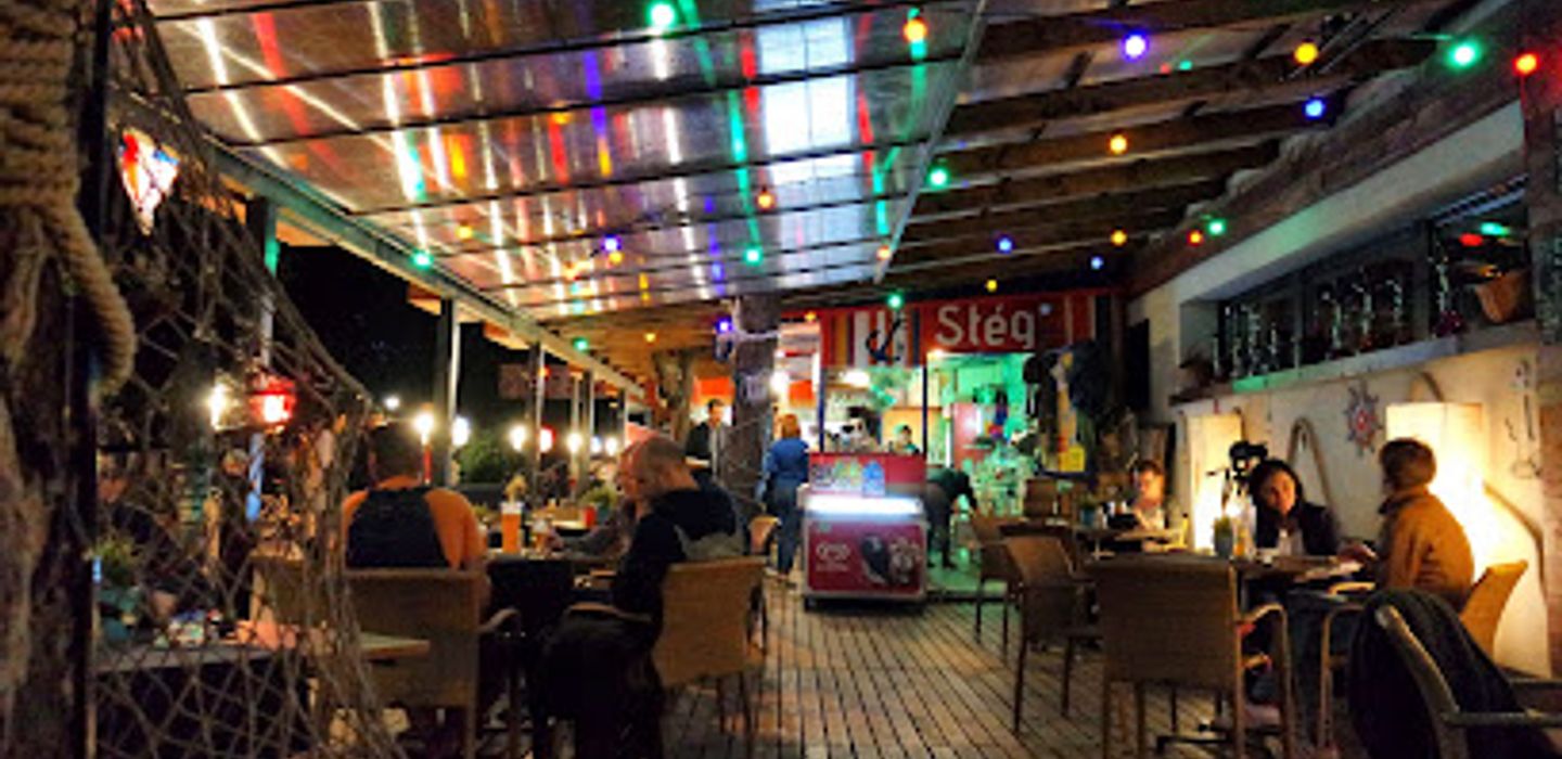 Pier Pub
