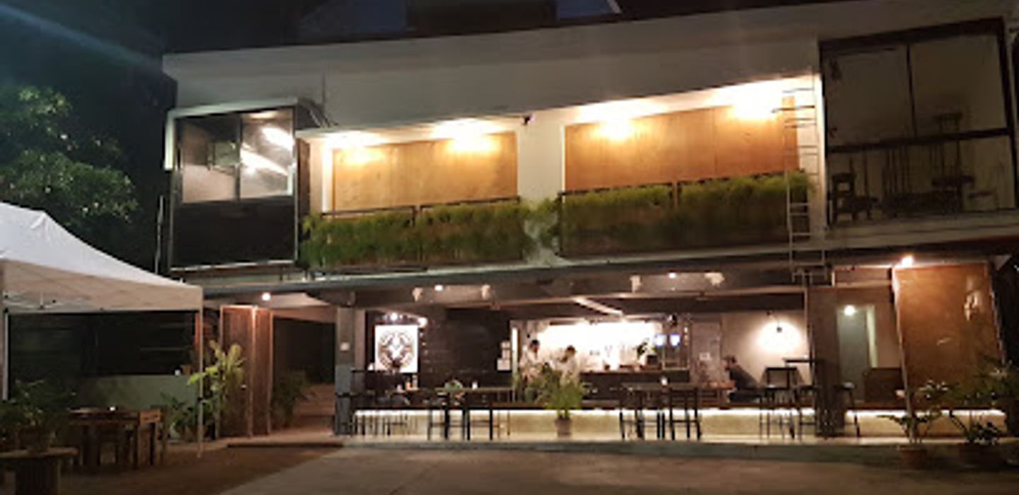 Draft Punk Craft Cafe