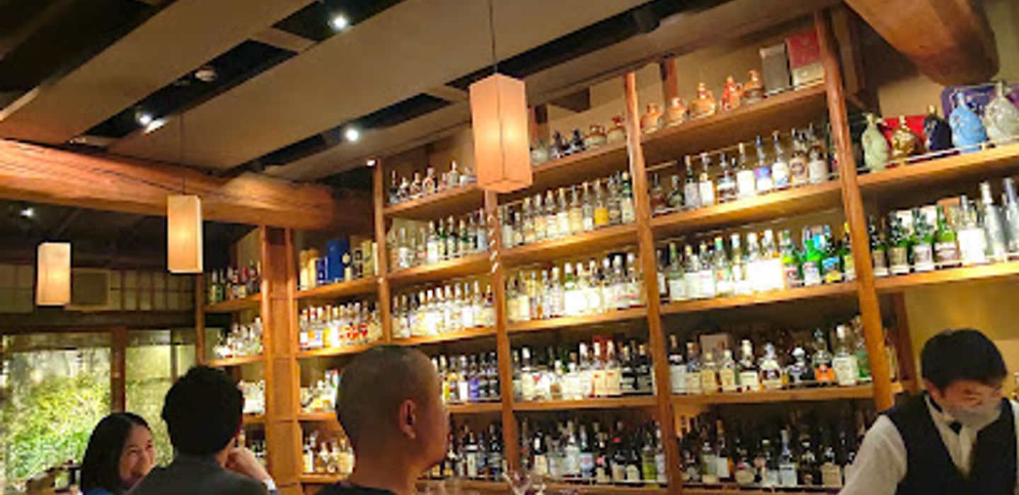 bar K-ya main building