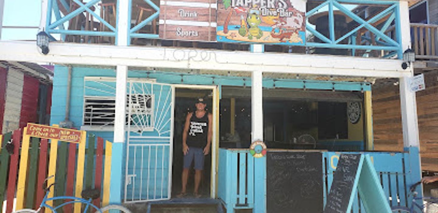 Tapper's Dive Bar