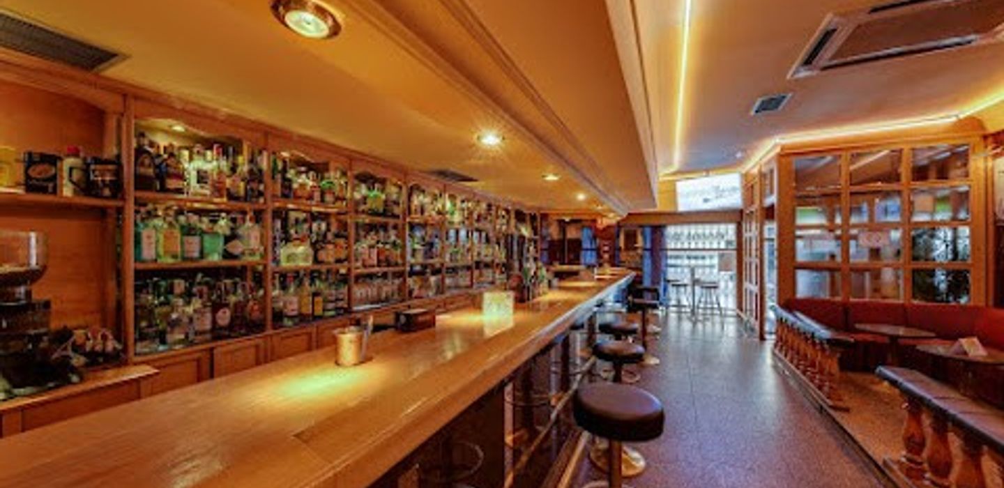 Brindis Music-bar