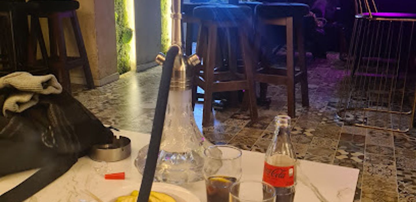 Shade Lounge Bar