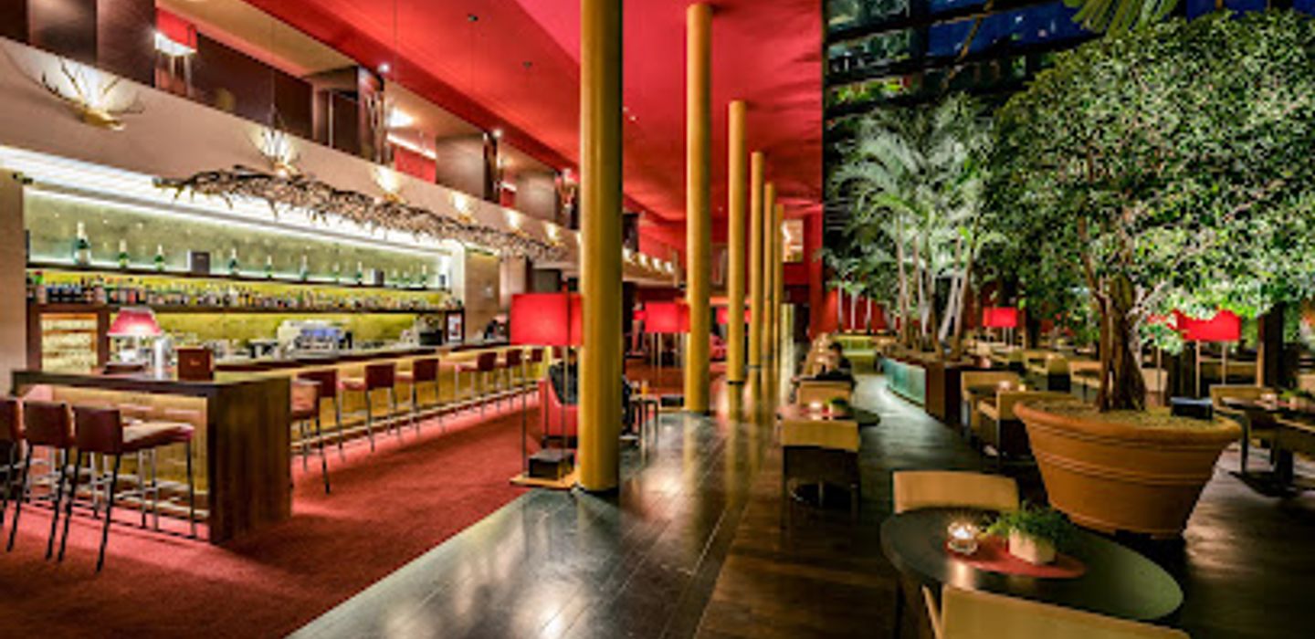 Palm Lounge