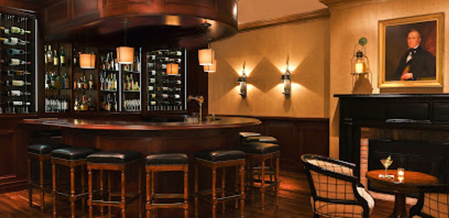 1833 Kitchen & Bar