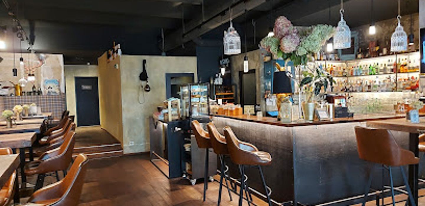 Anna Neumann Bar Bistro