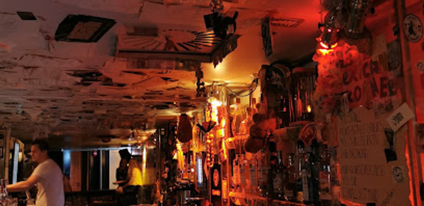 Bar Circus