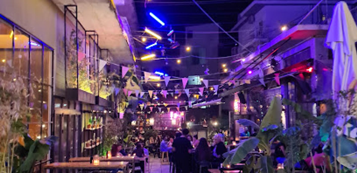 The Union cocktail Bar