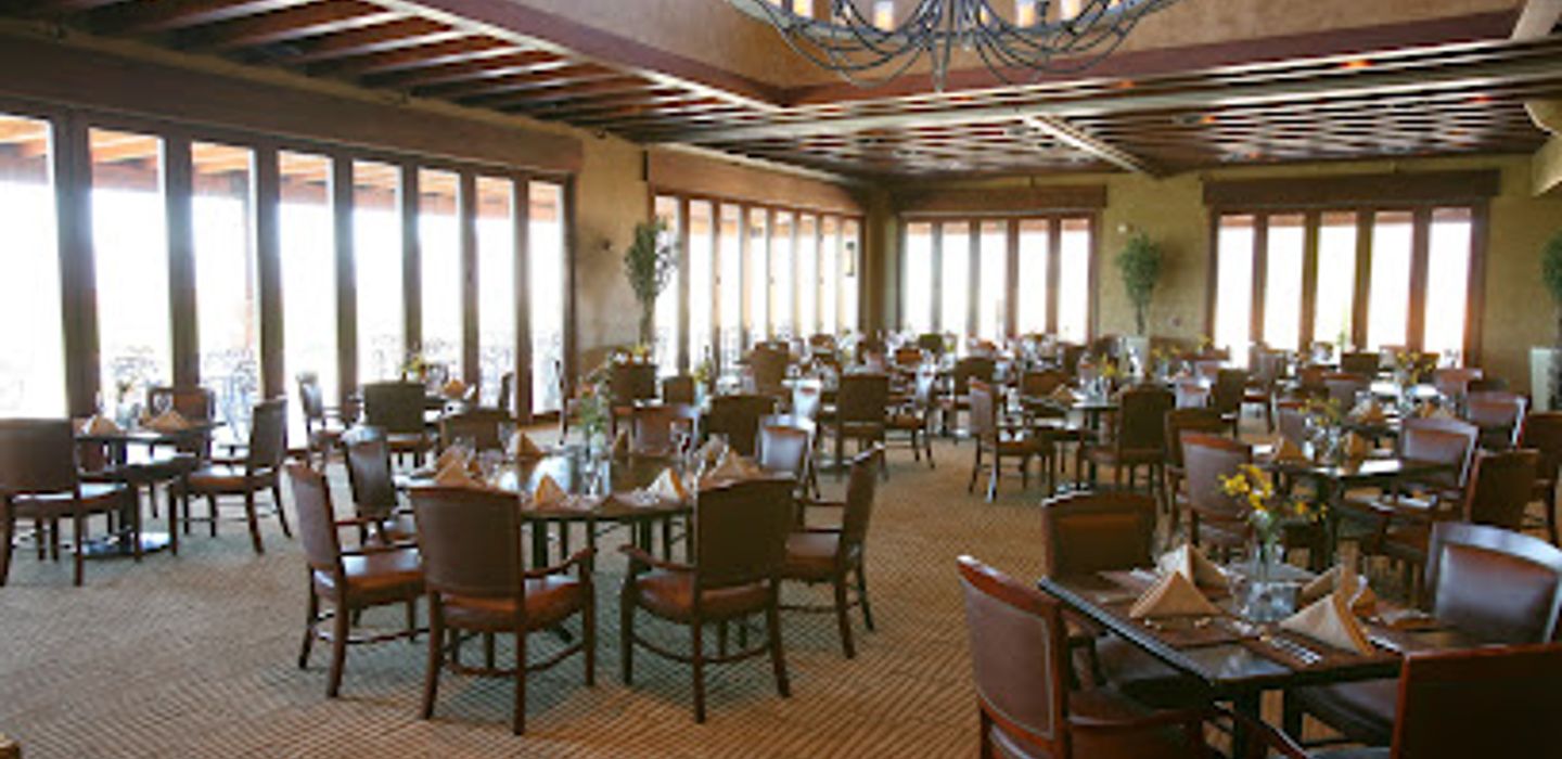 The Fish Rock Grille At The Ledges