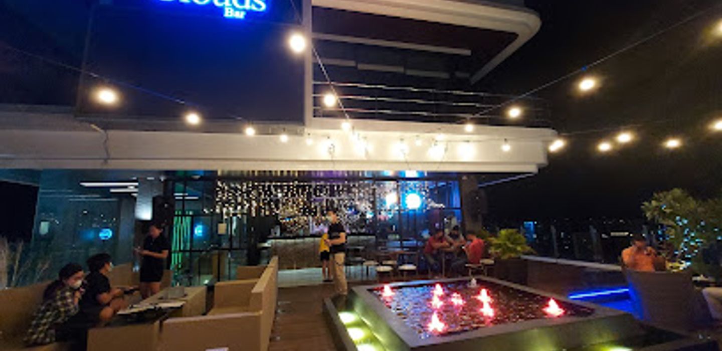 The Clouds Bar