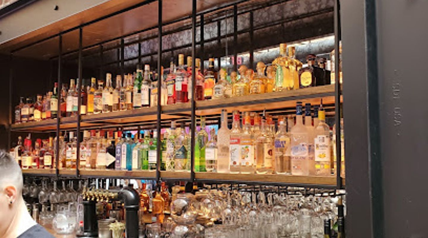 Graffiti Bar
