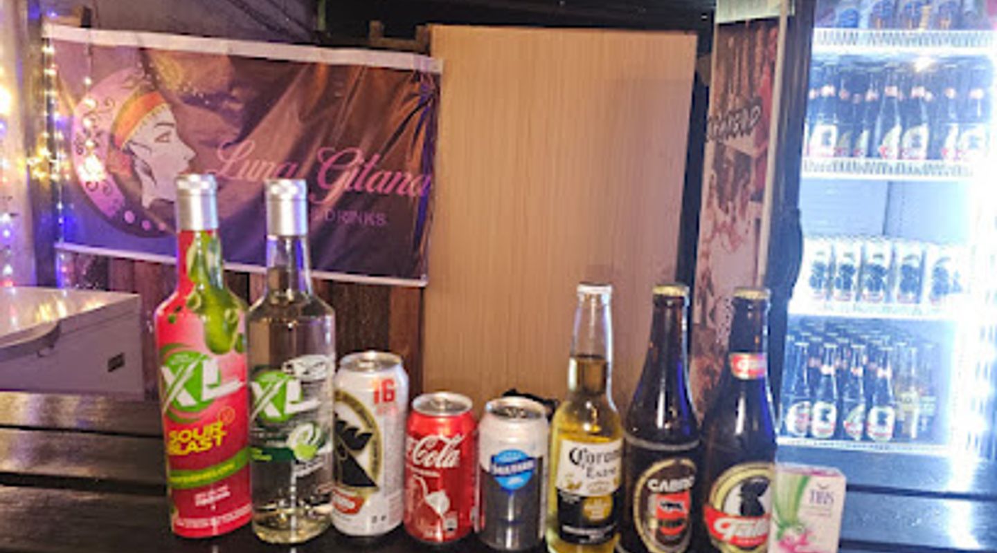 Luna Gitana (Food & Drinks)
