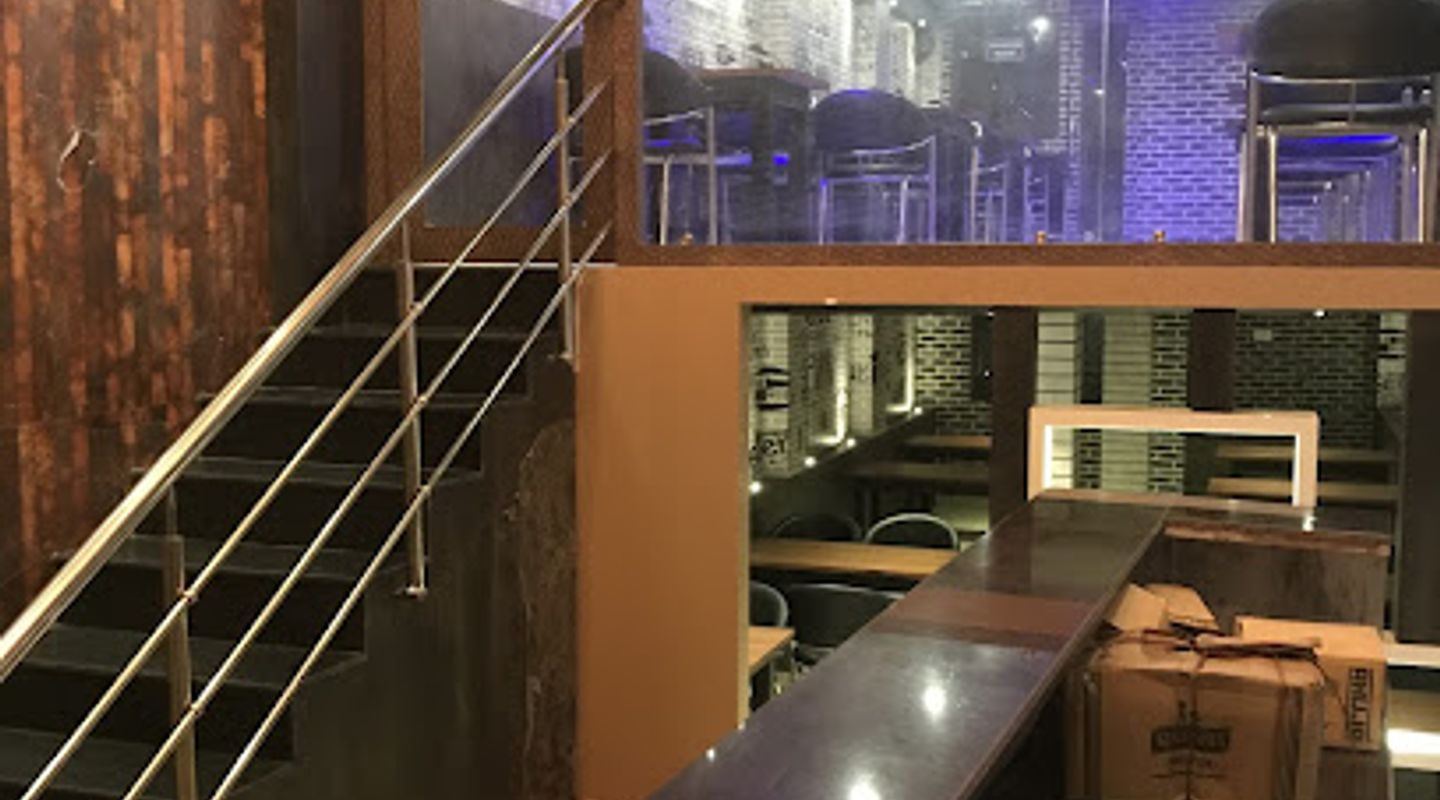 Roxy Bar