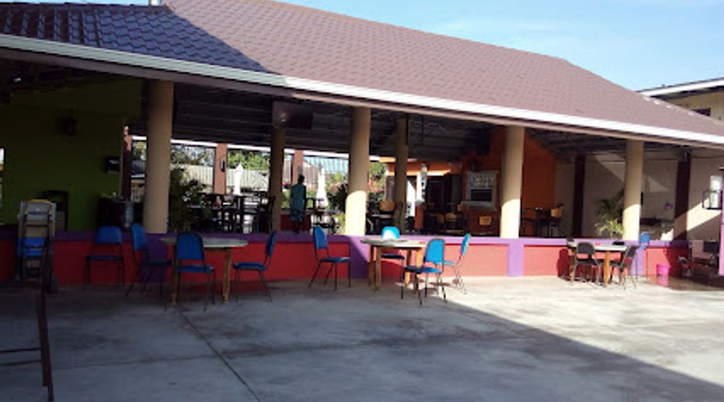 Nice Place Bar