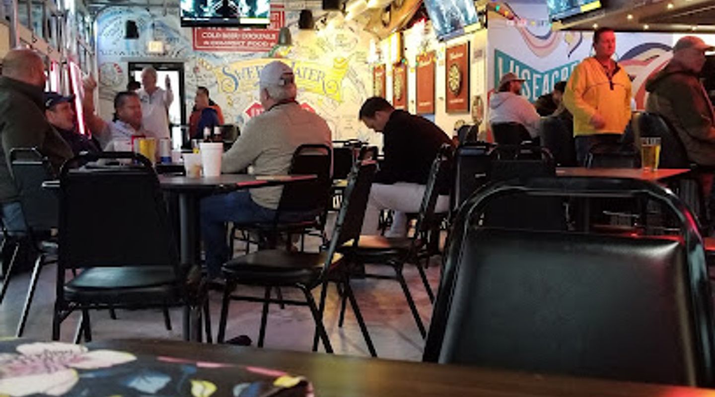 Mike's Hole in the Wall