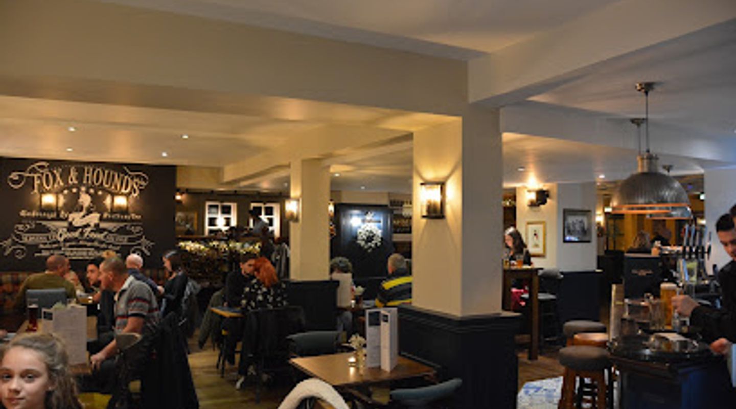 Fox & Hounds