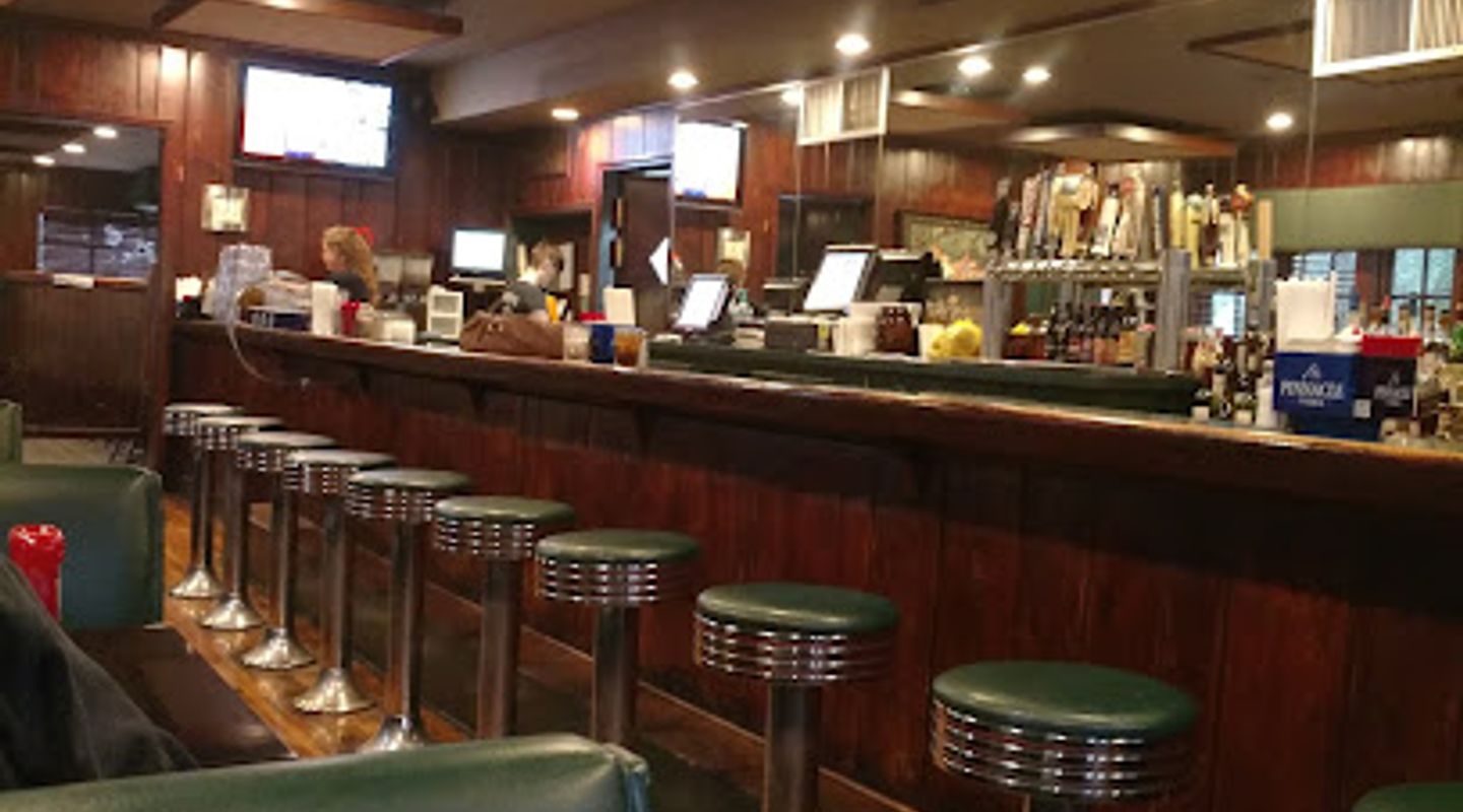 Knob Hill Tavern