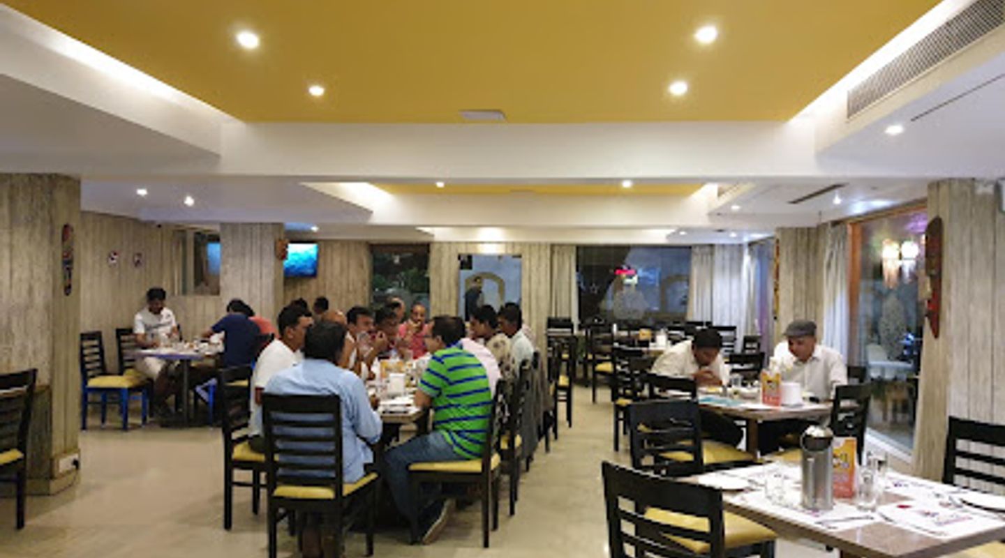 Carnival Bar and Restaurant