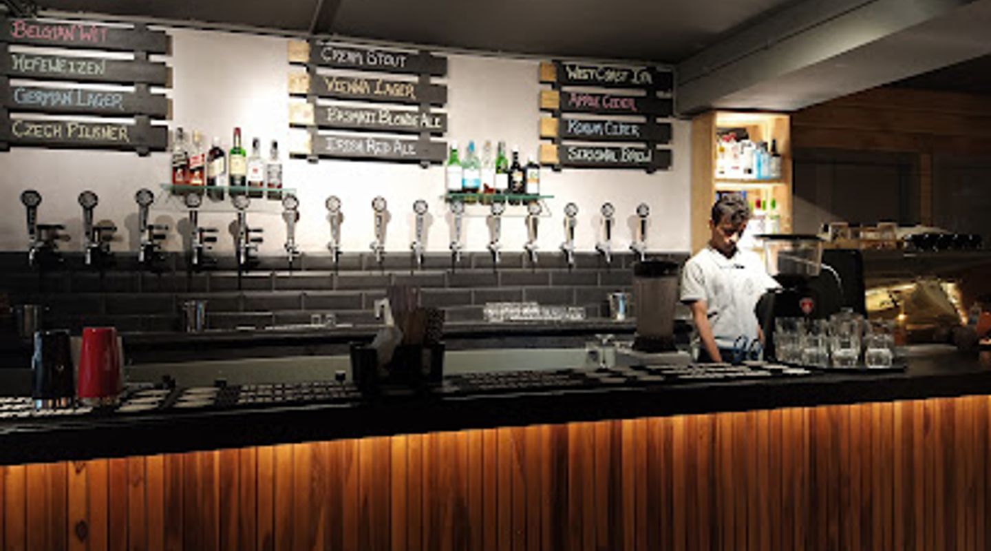 Drifters Tap Station