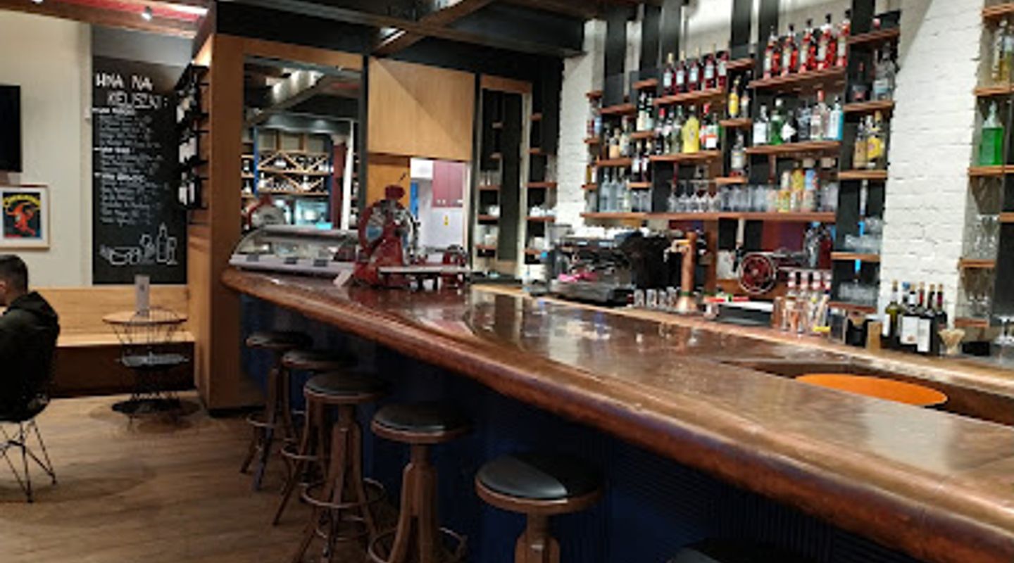 Sznaps Bar