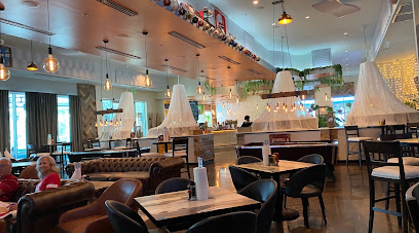The Palms Bistro & Good Vibes Bar