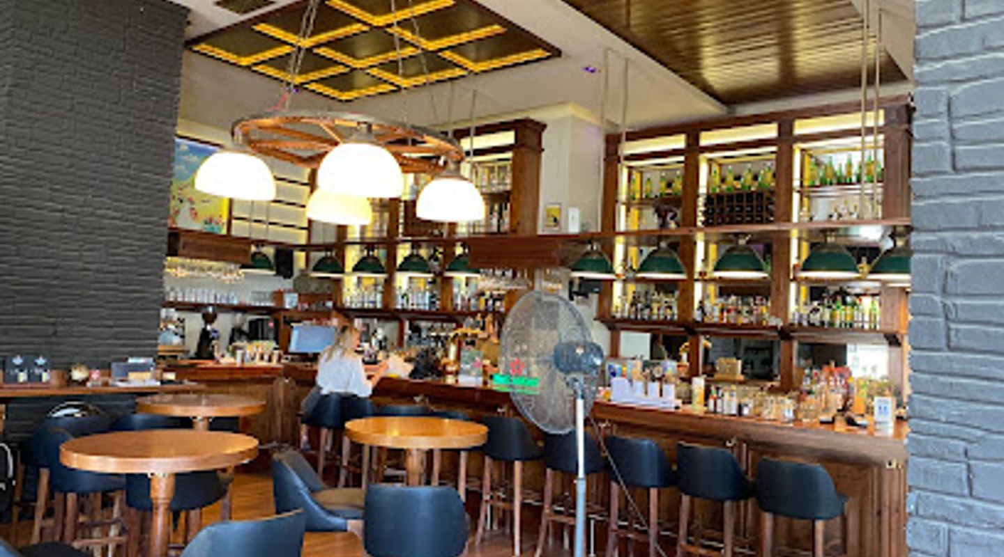 ZUCCA • ALL • DAY • CAFE • BAR