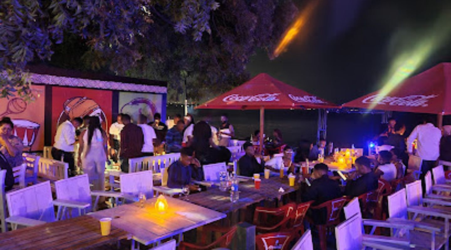 ODEL Beach Bar