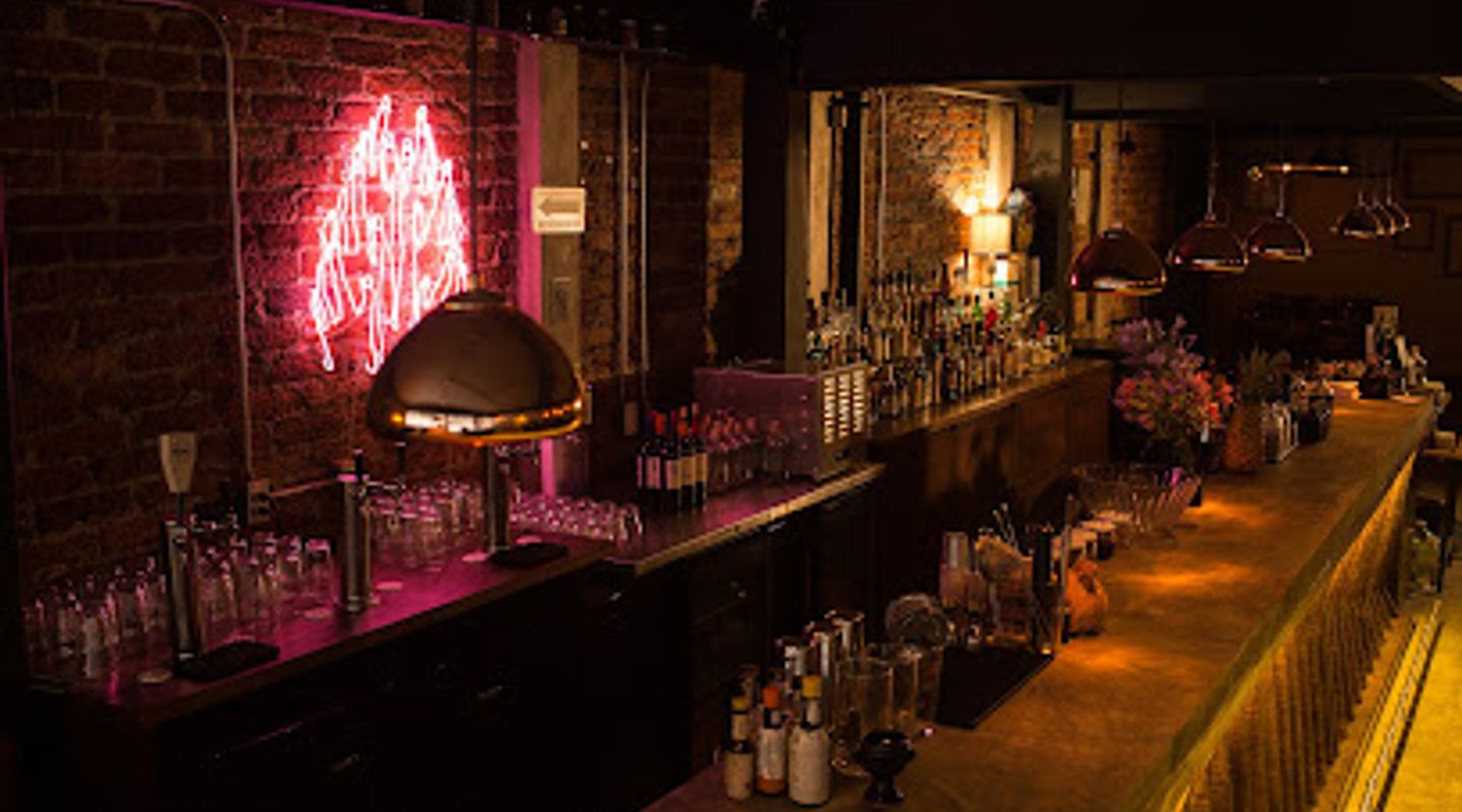 Ladina Bar
